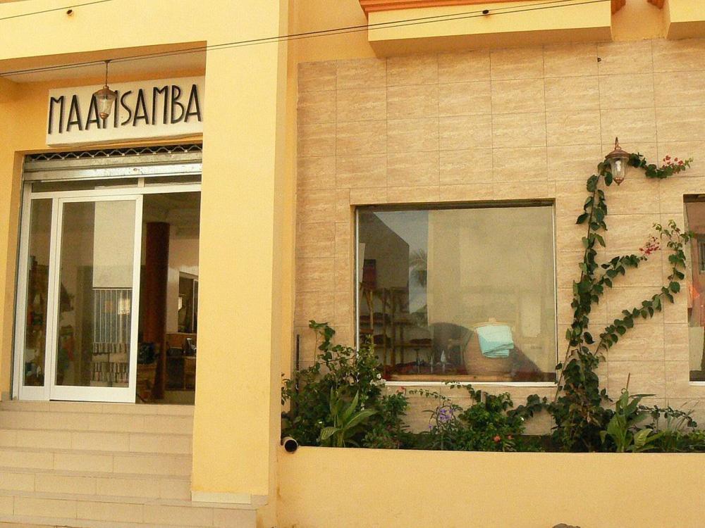 Maam Samba Hotel Dakar Bagian luar foto